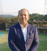 代表取締役社長 岩﨑聖秀氏